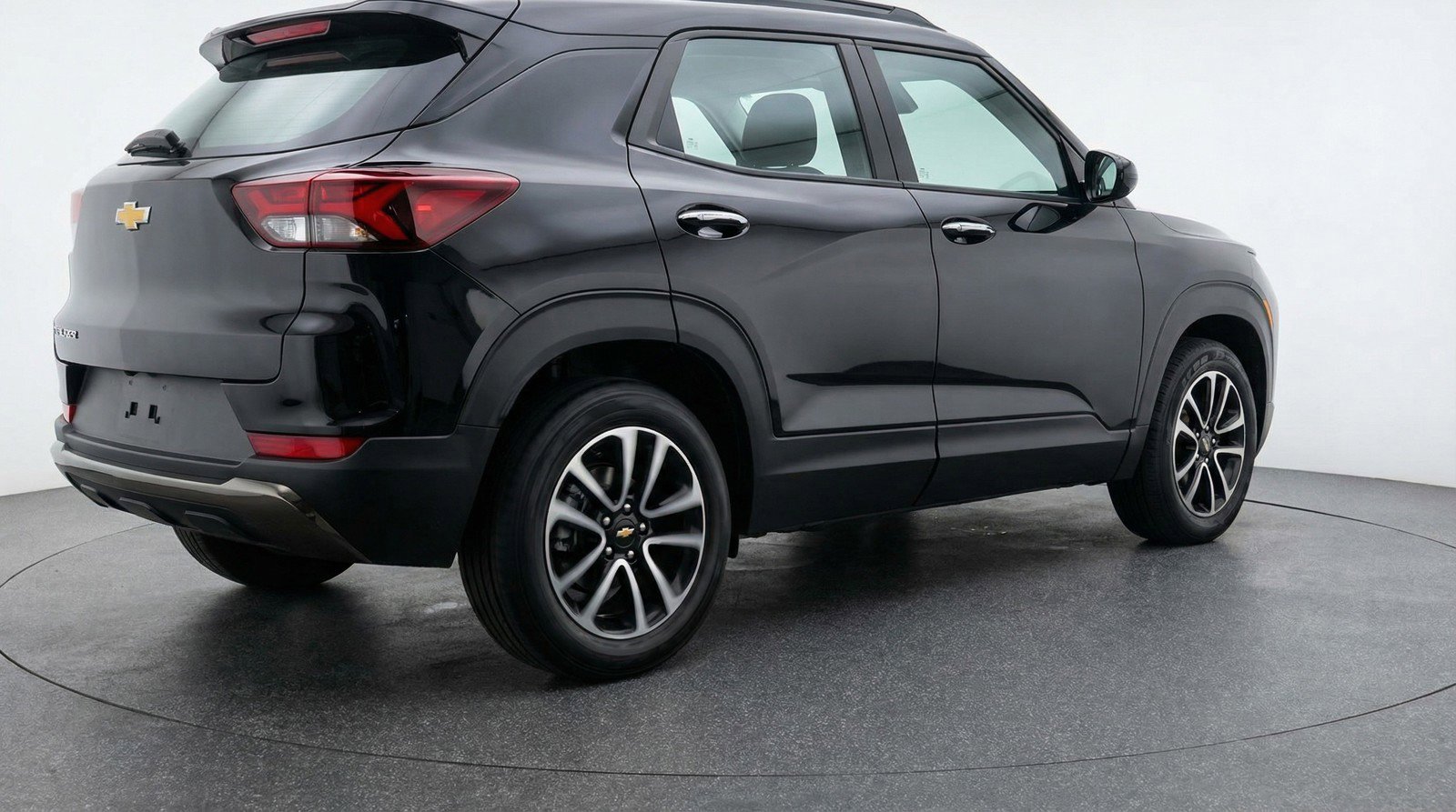 Used 2025 Chevrolet TrailBlazer LT AWD/4WD image 9