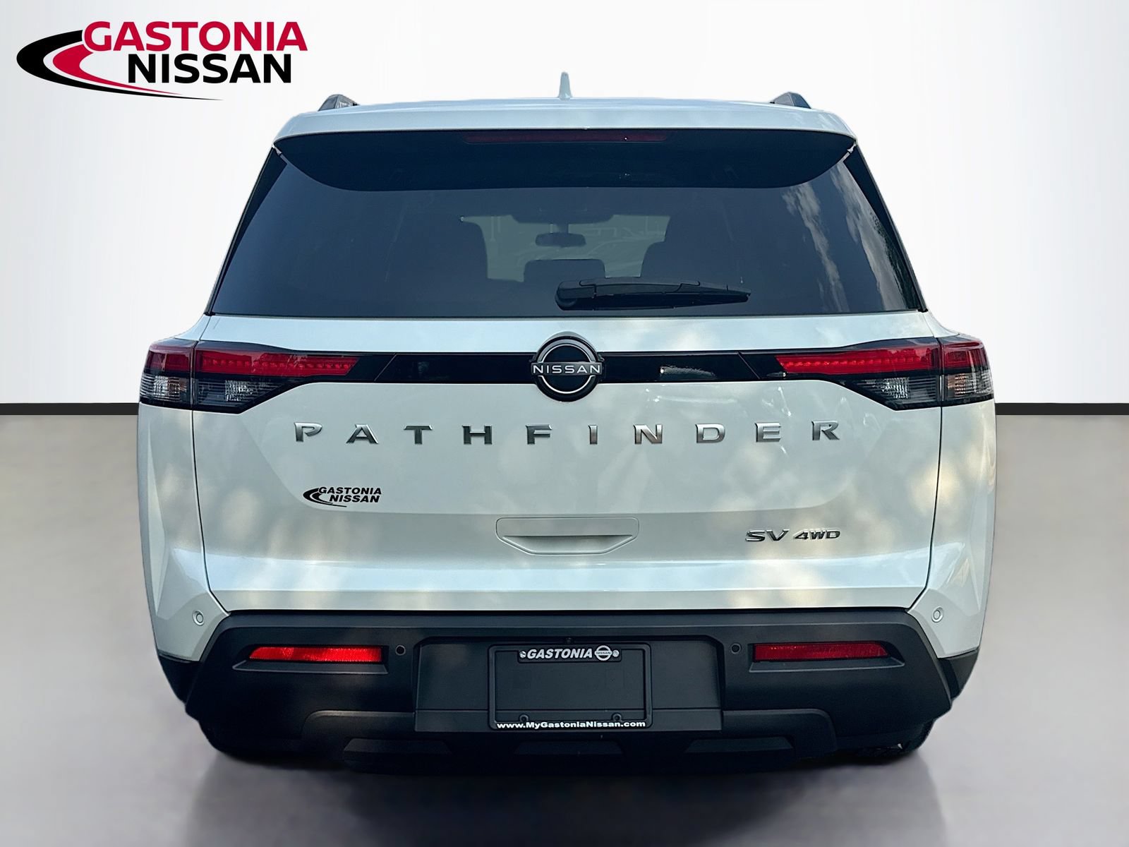 Used 2024 Nissan Pathfinder SV AWD/4WD image 7
