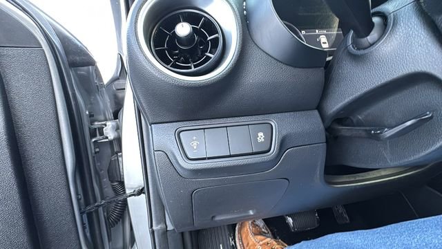 Used 2024 Kia Forte LXS image 13