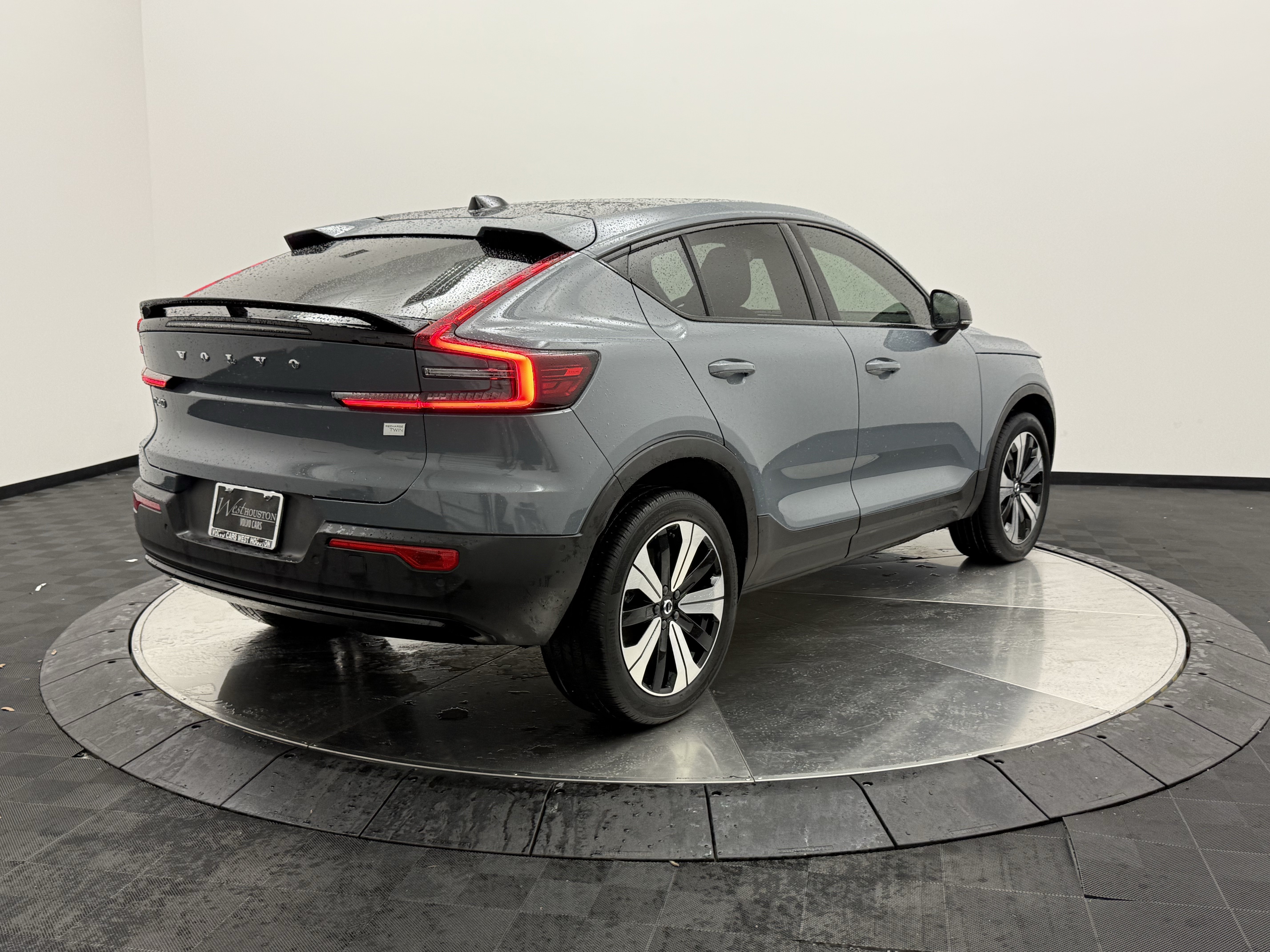 Certified 2023 Volvo C40 P8 Recharge Plus w/ Protection Package Premier AWD/4WD image 10