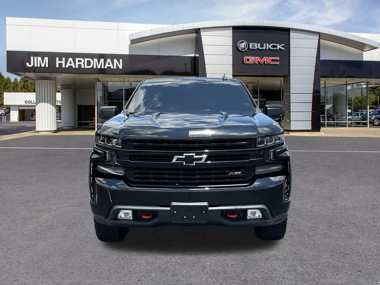 Used 2019 Chevrolet Silverado 1500 LT Trail Boss w/ Convenience Package AWD/4WD image 2