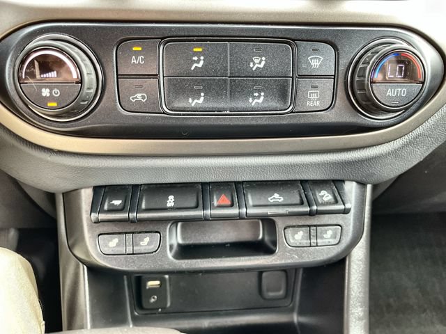 Used 2017 Chevrolet Colorado Z71 AWD/4WD image 17