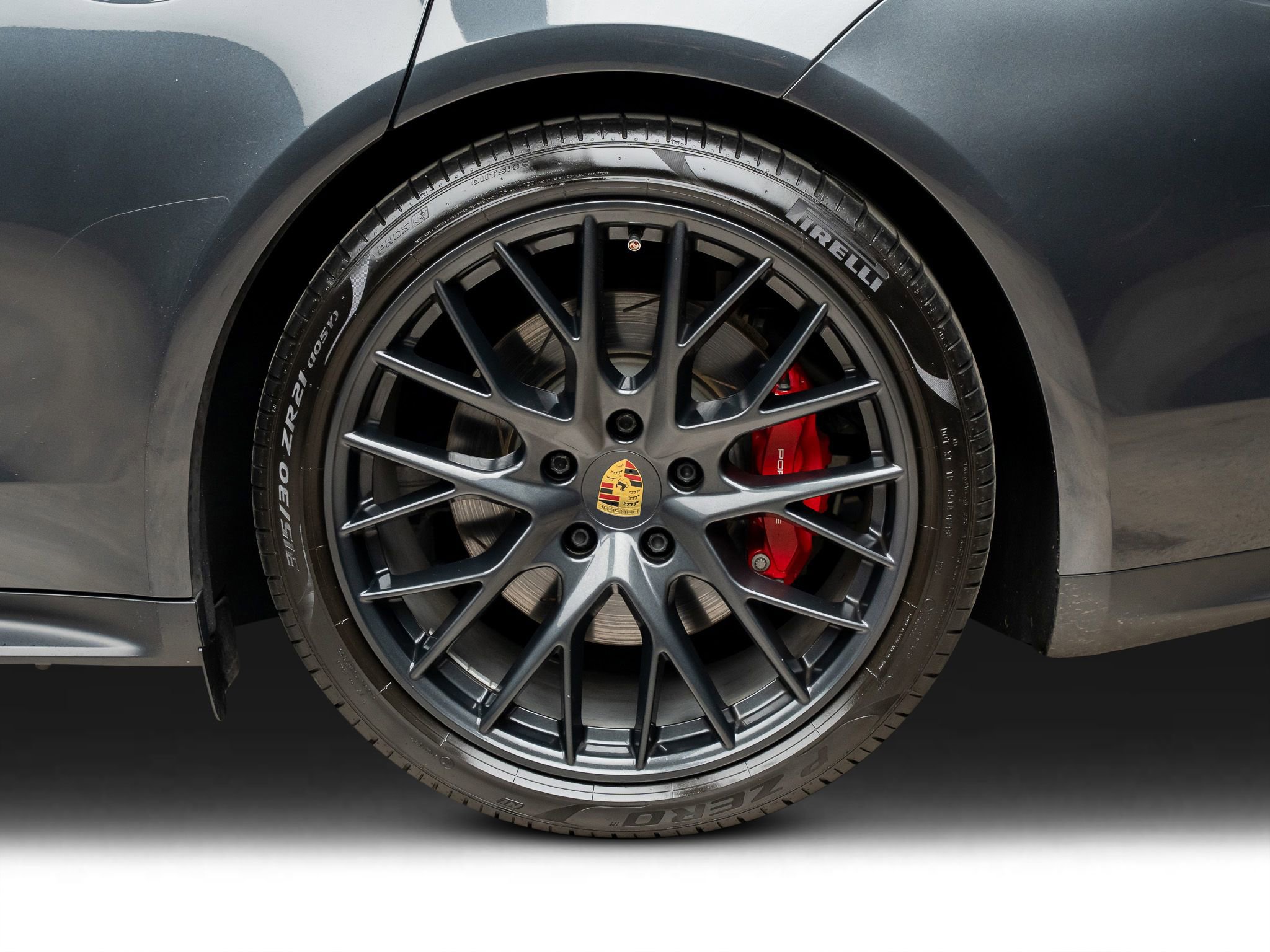 Used 2019 Porsche Panamera GTS w/ Assistance Package image 28