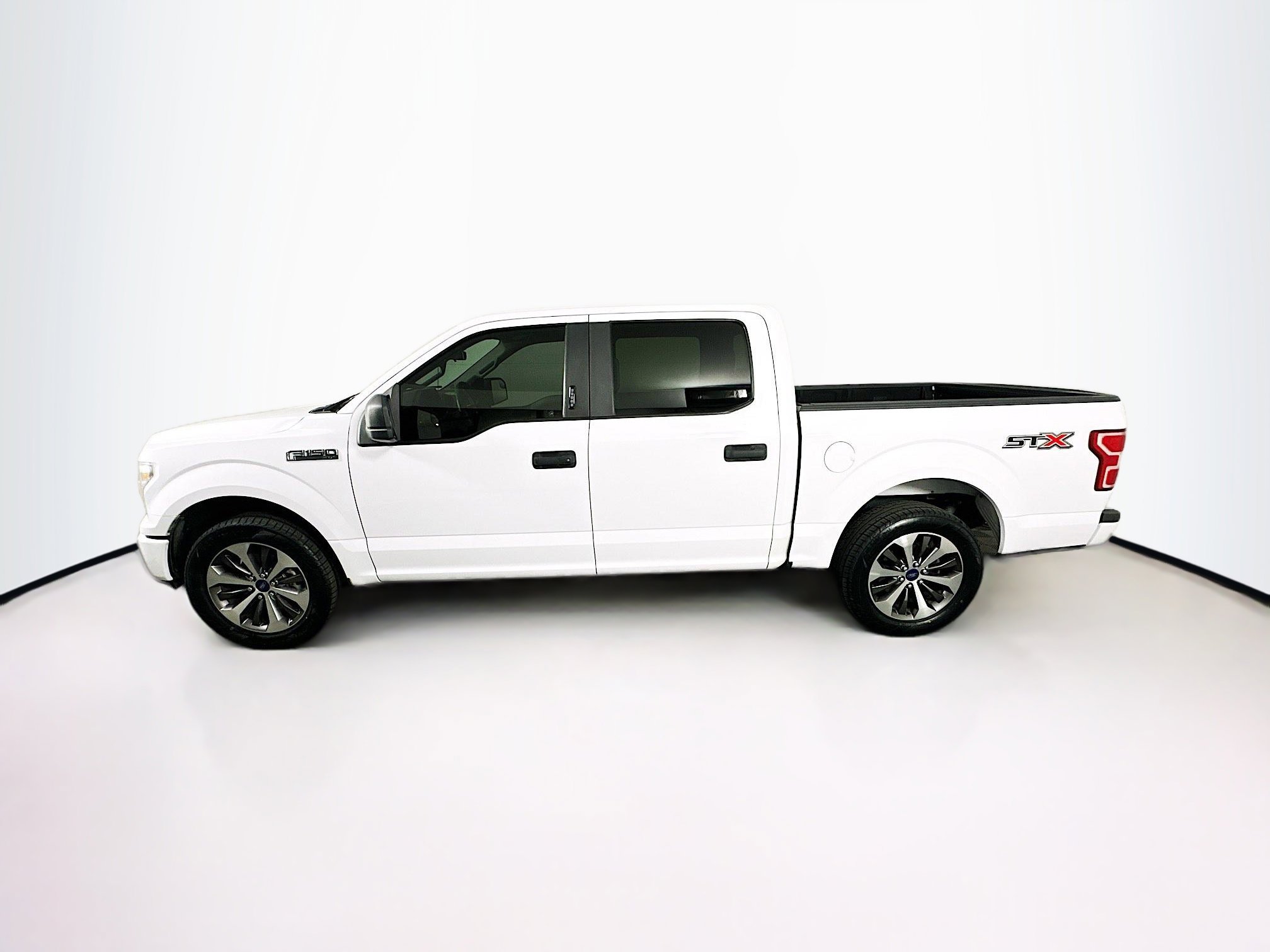 Used 2019 Ford F150 XL w/ Equipment Group 101A Mid image 4