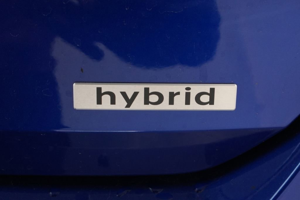 New 2026 Hyundai Elantra Sport image 10