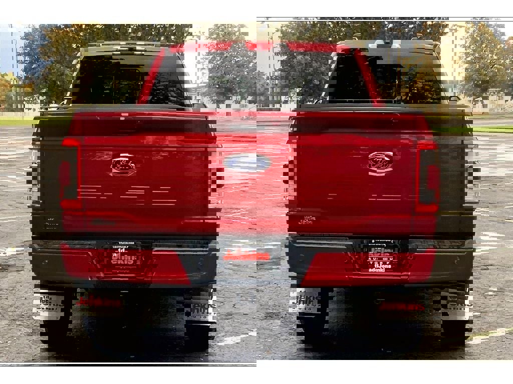 Used 2023 Ford F150 Lariat image 4