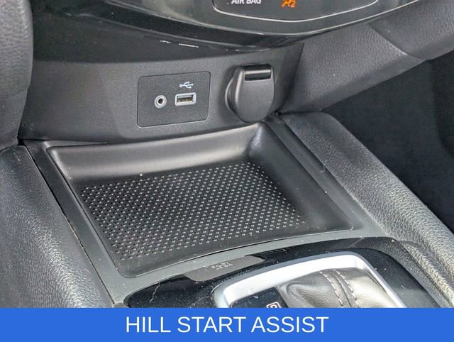 Used 2019 Nissan Rogue SV image 28