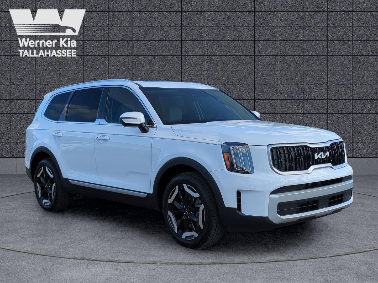New 2025 Kia Telluride EX w/ EX Captain's Chair Package FWD image 3