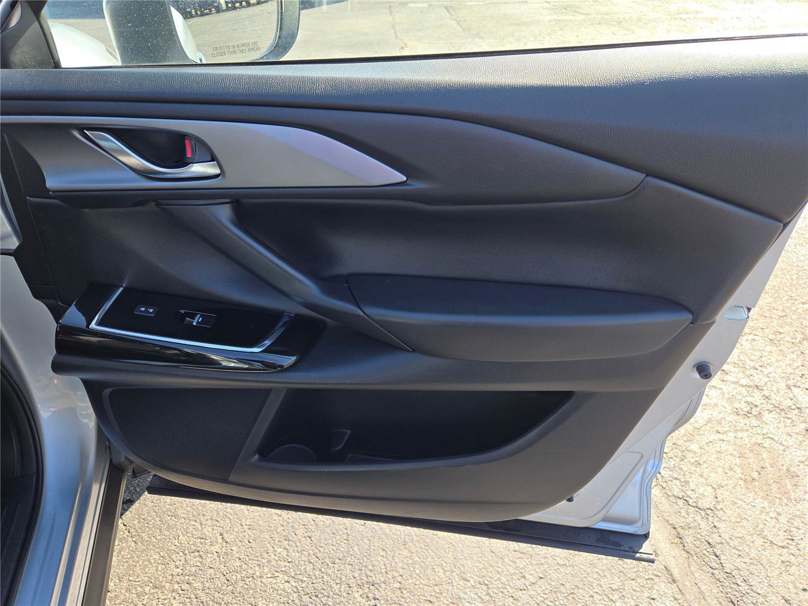 Used 2023 MAZDA CX-9 Touring image 6