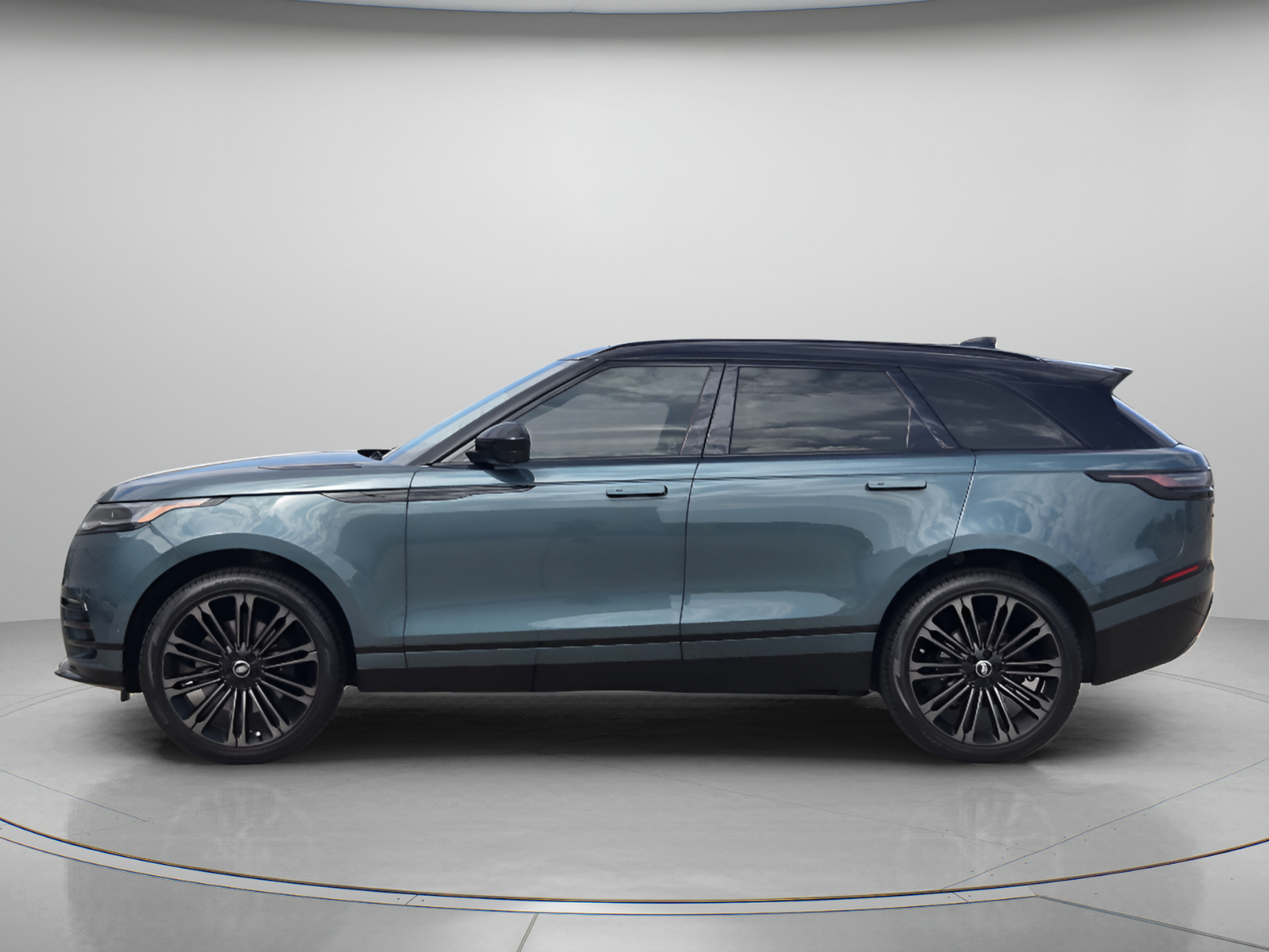 Used 2026 Land Rover Range Rover Velar Dynamic SE AWD/4WD video 2