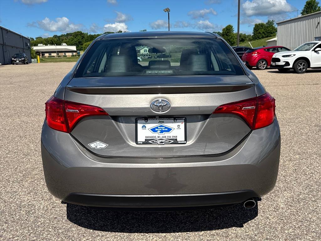 Used 2017 Toyota Corolla SE w/ Body Protection Package FWD image 3