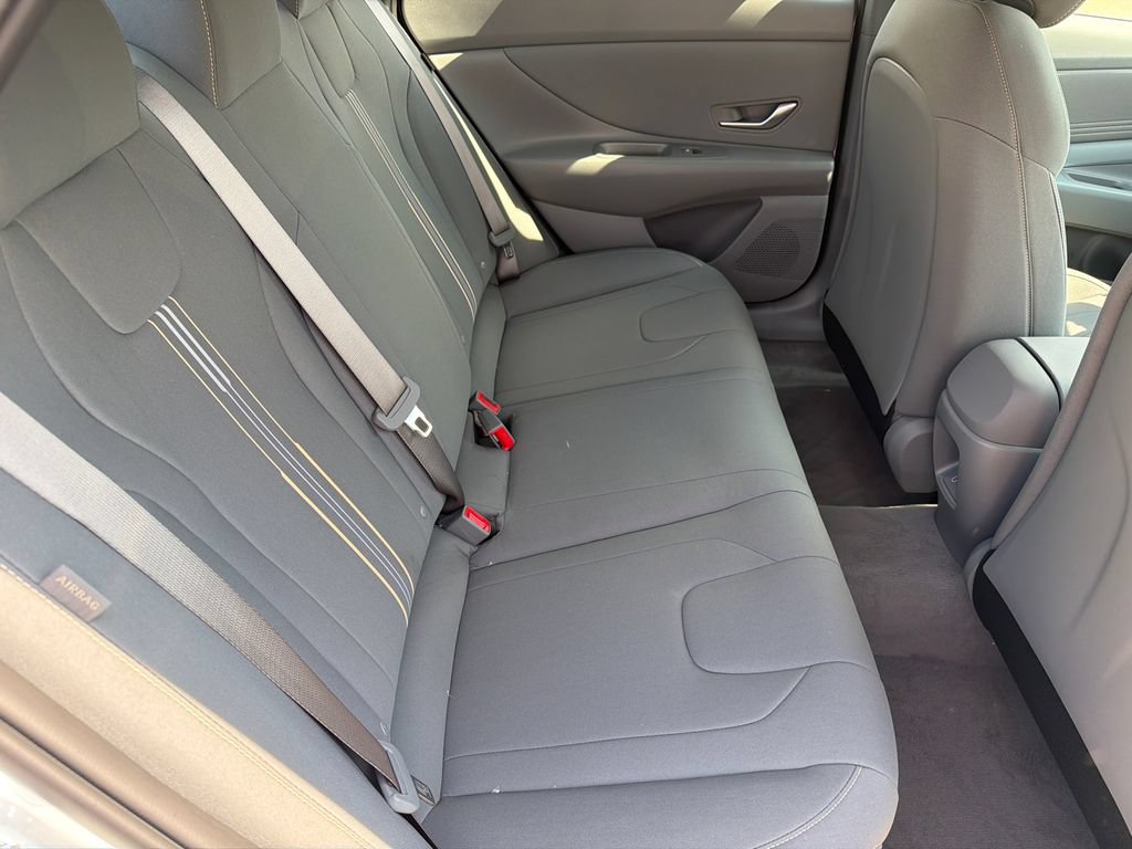 New 2026 Hyundai Elantra Sport FWD image 16