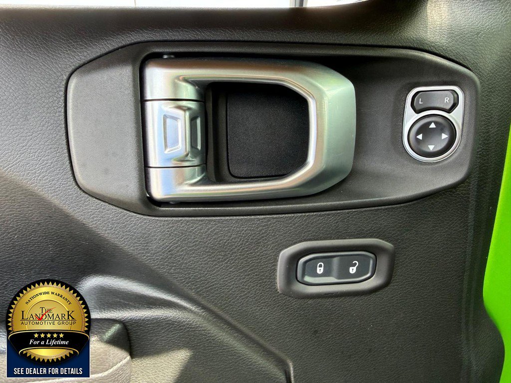 Used 2018 Jeep Wrangler Unlimited Sport S AWD/4WD image 8