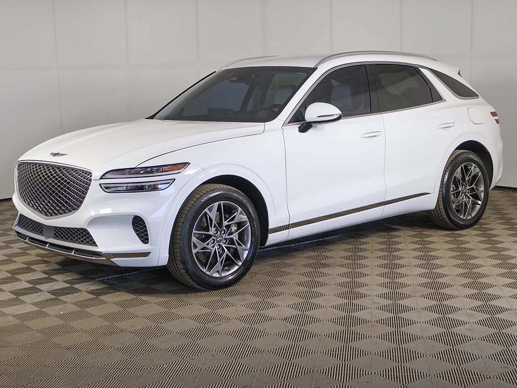 Used 2024 Genesis GV70 2.5T w/ Cargo Package AWD/4WD image 8