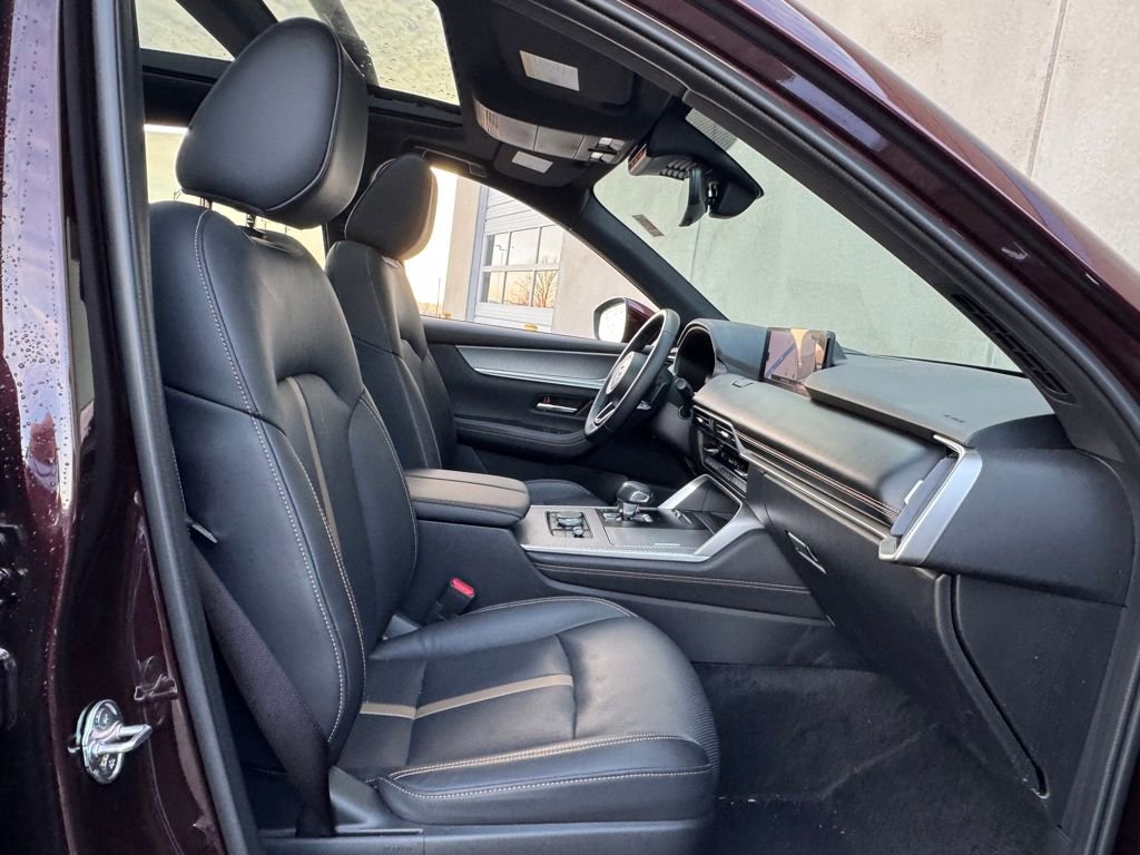 Used 2024 MAZDA CX-90 3.3 Turbo w/ Premium Plus Pkg image 24