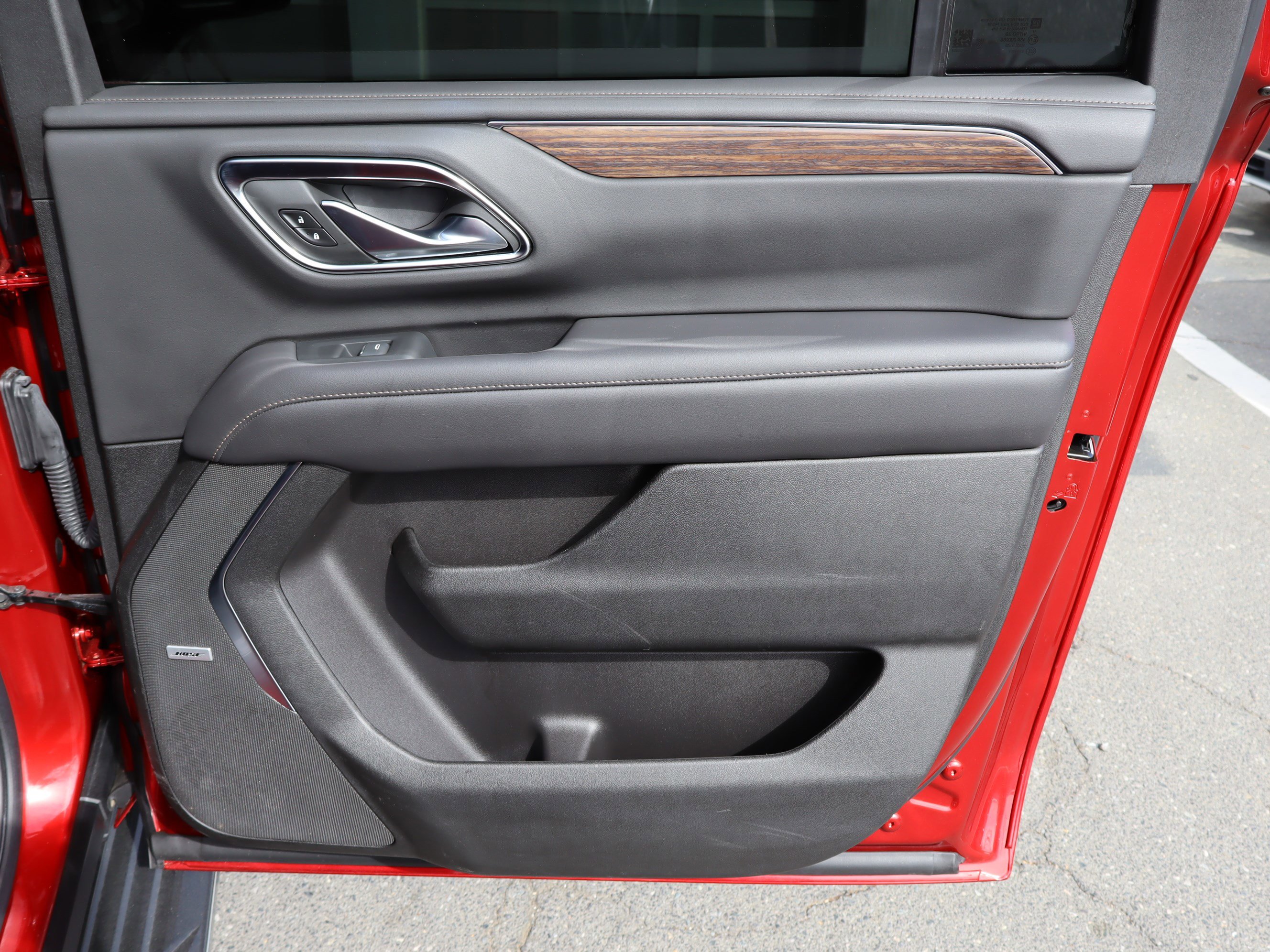 Used 2022 Chevrolet Suburban High Country image 38