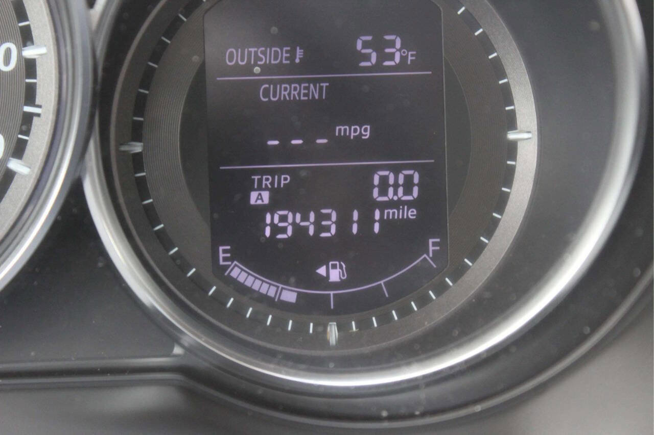 Used 2013 MAZDA CX-5 Touring w/ Touring Tech Pkg AWD/4WD image 9