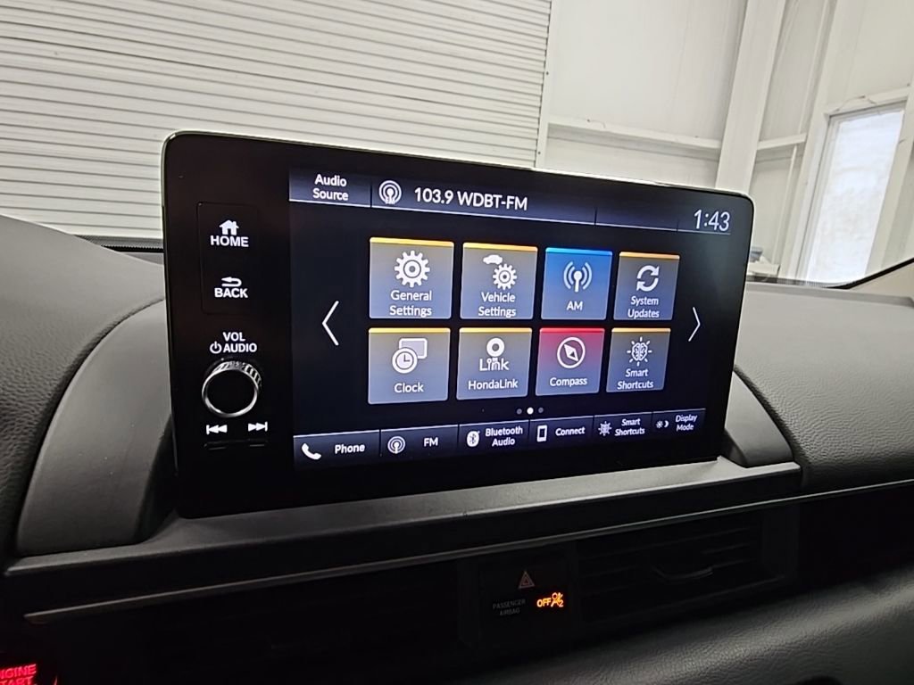 Used 2025 Honda Pilot EX-L image 16