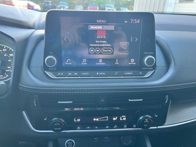 Certified 2023 Nissan Rogue SV w/ SV Premium Package AWD/4WD image 19