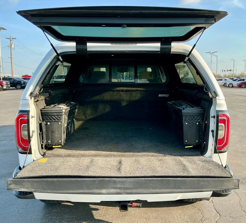 Used 2017 GMC Sierra 1500 Denali w/ Denali Ultimate Package image 18