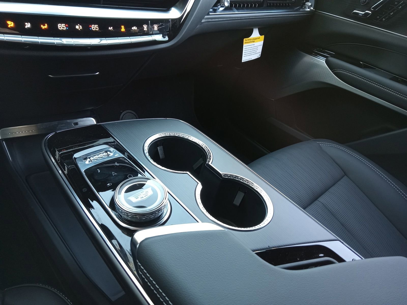 New 2026 Cadillac Lyriq V AWD/4WD image 18