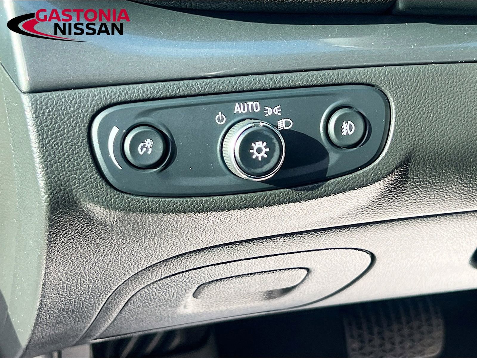 Used 2017 Buick Encore Preferred image 13