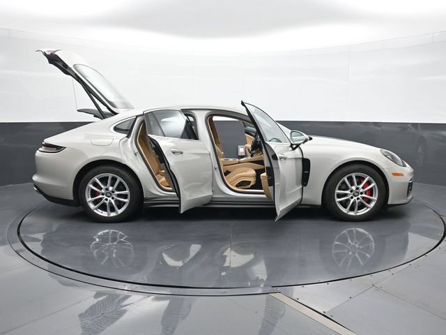 Certified 2023 Porsche Panamera 4S AWD/4WD image 34