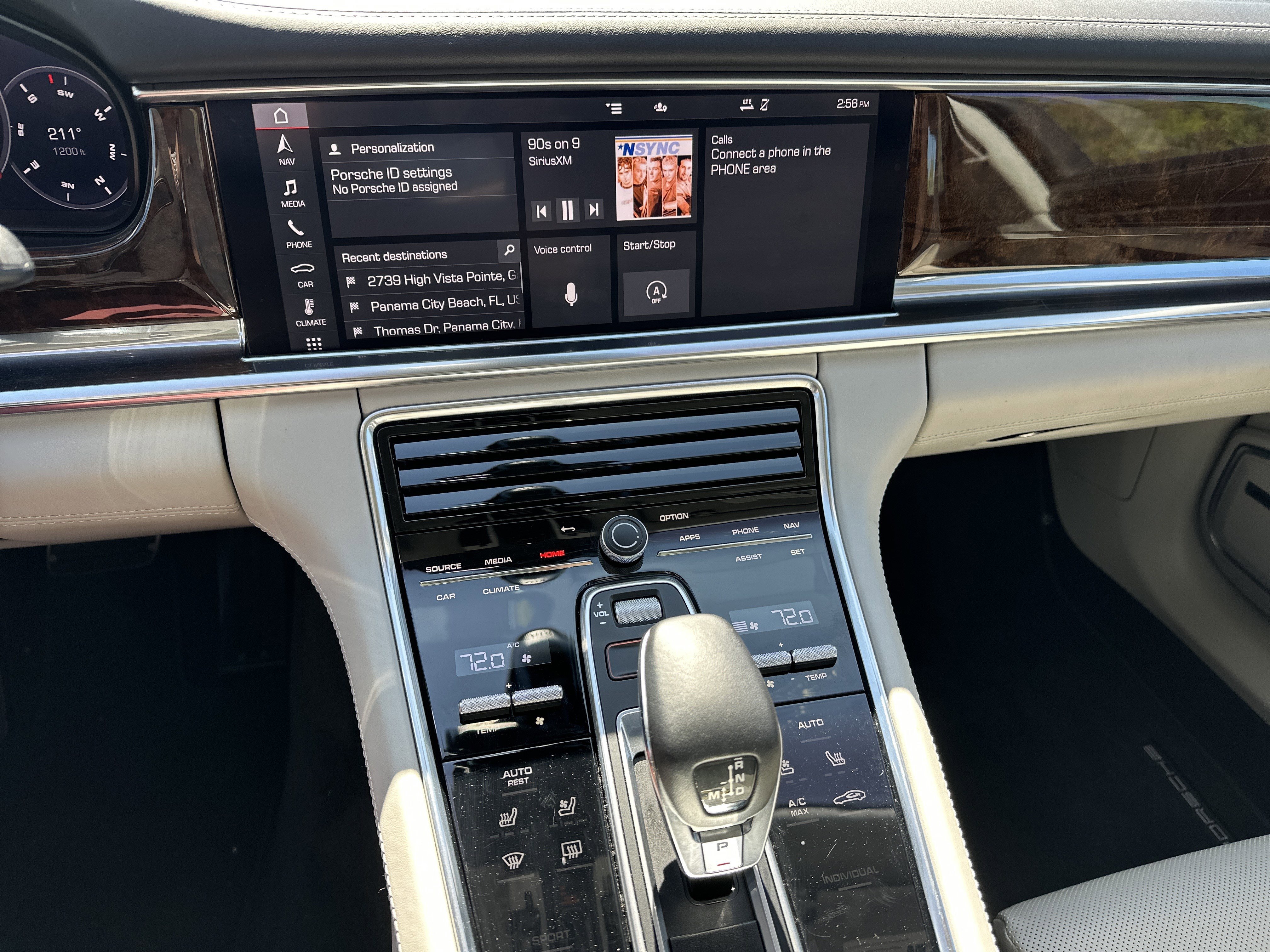 Used 2021 Porsche Panamera GTS image 23