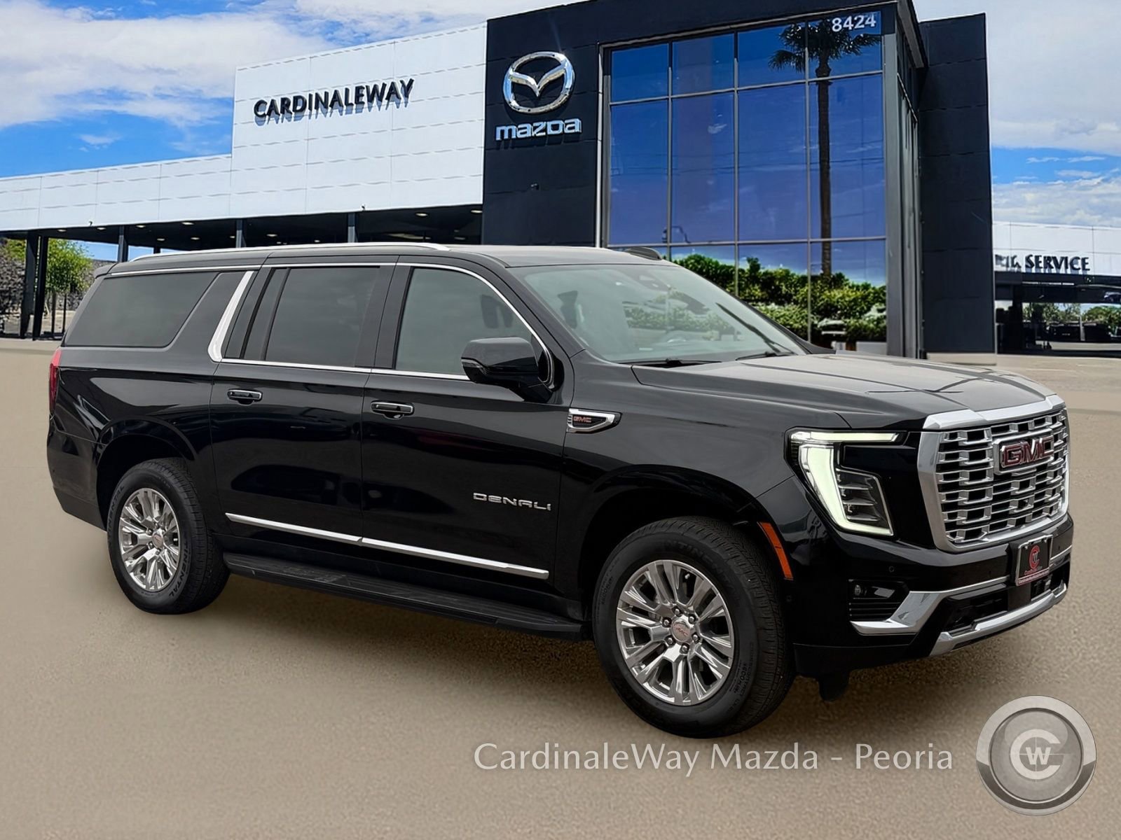 Used 2025 GMC Yukon XL Denali AWD/4WD image 10