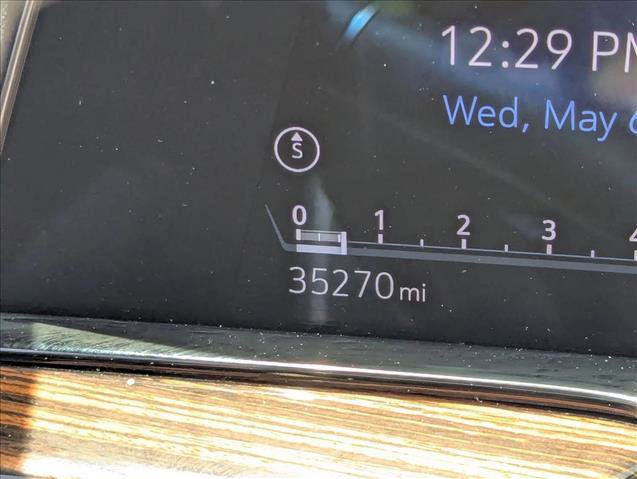 Used 2023 Cadillac Escalade Premium Luxury w/ LPO, Floor Liner Package AWD/4WD image 11