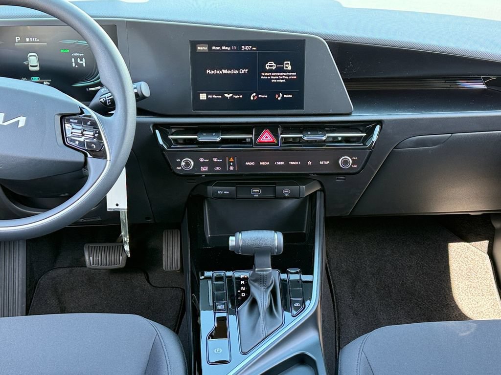 New 2026 Kia Niro LX FWD image 11