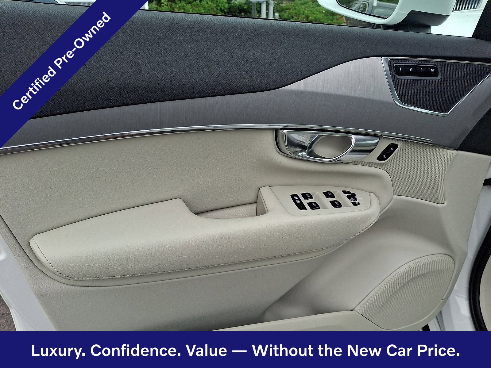 Certified 2025 Volvo XC90 B5 Core w/ Climate Package AWD/4WD image 13
