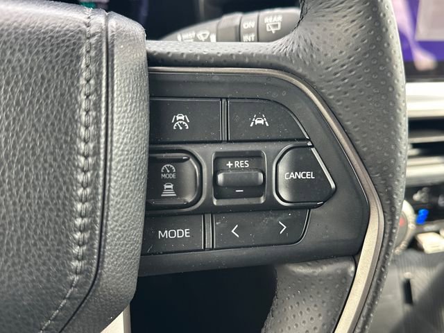 Used 2025 Toyota 4Runner TRD Off-Road Premium image 22