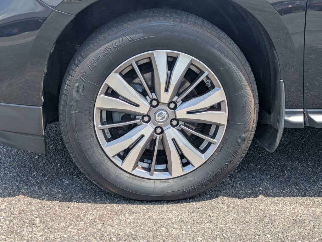 Used 2018 Nissan Pathfinder S AWD/4WD image 11