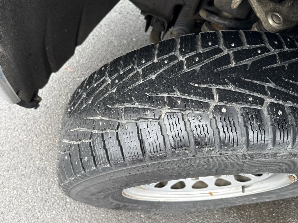 Used 2020 GMC Sierra 1500 4x4 Crew Cab w/ Sierra Value Package image 28