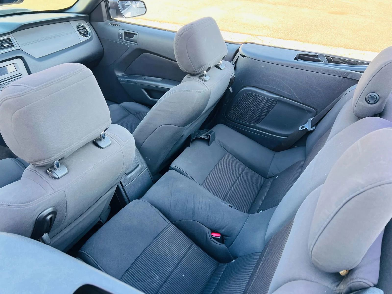 Used 2014 Ford Mustang Convertible image 25