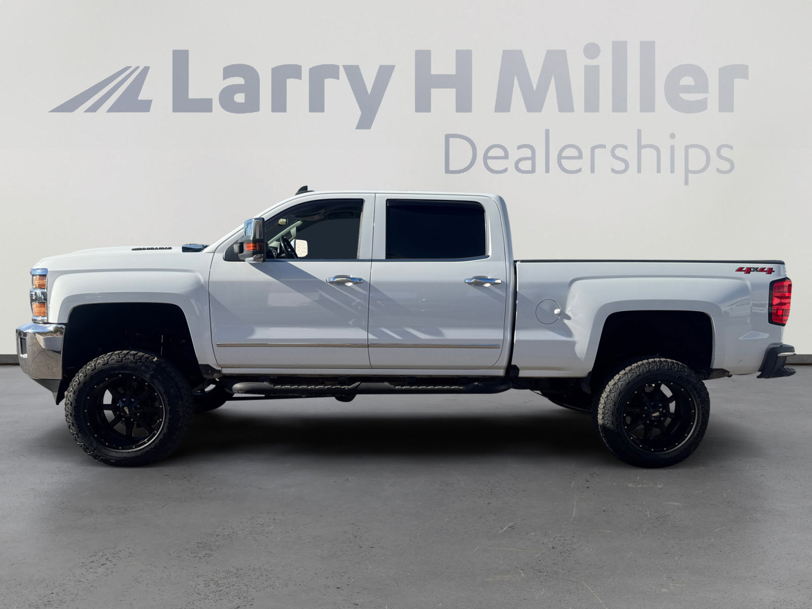 Used 2018 Chevrolet Silverado 2500 LTZ w/ Duramax Plus Package image 2