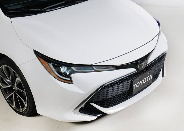 Used 2022 Toyota Corolla XSE image 26
