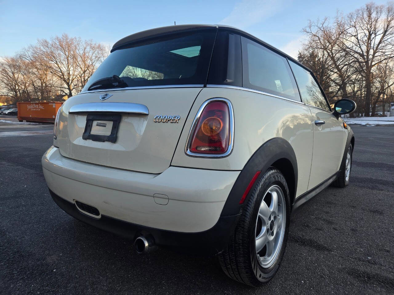 Used 2010 MINI Cooper Hardtop image 9