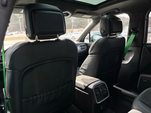 Used 2023 Porsche Macan GTS image 24