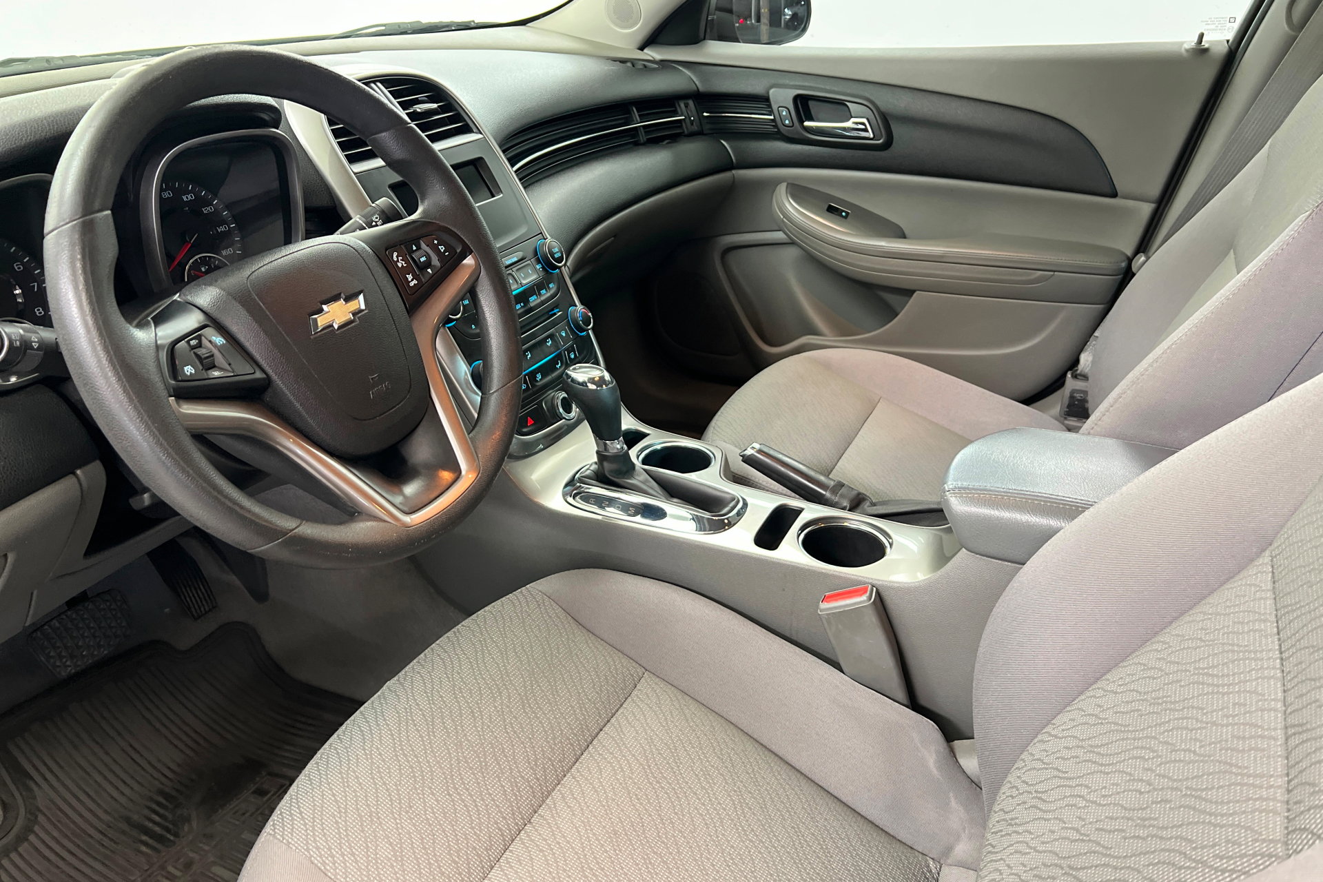 Used 2014 Chevrolet Malibu LS FWD image 16