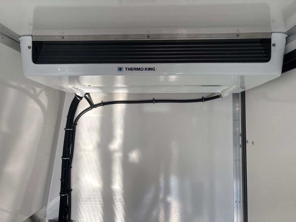 New 2026 Mercedes-Benz Sprinter 2500 image 17