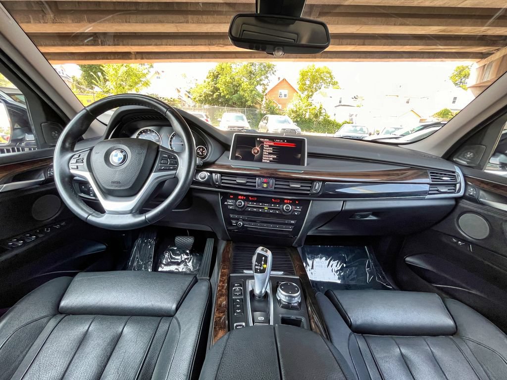 Used 2016 BMW X5 xDrive40e AWD/4WD image 14