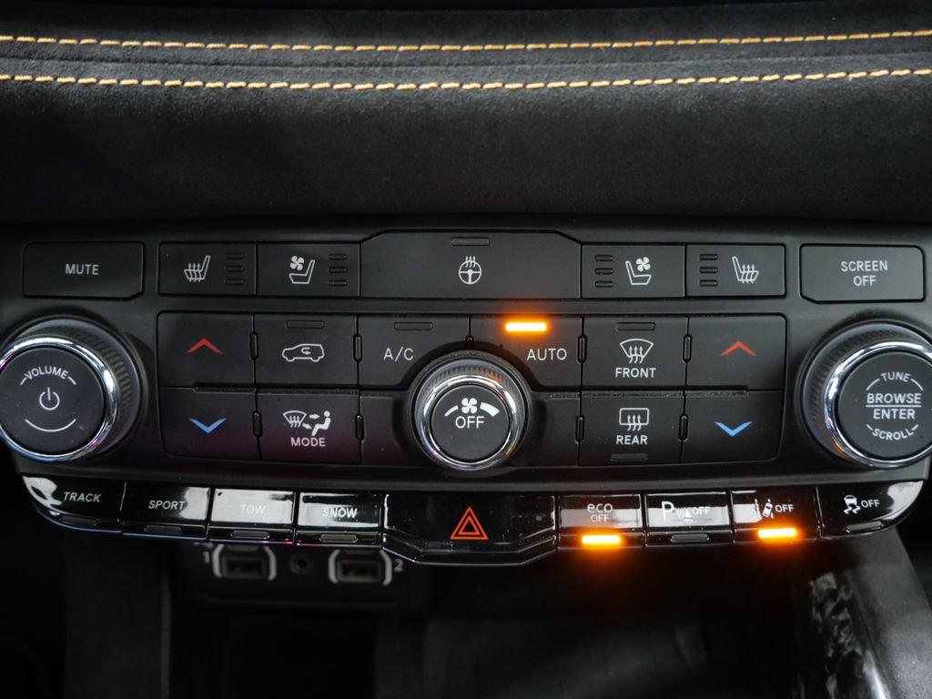 Used 2023 Dodge Durango R/T w/ Hemi Orange Plus Package AWD/4WD image 20