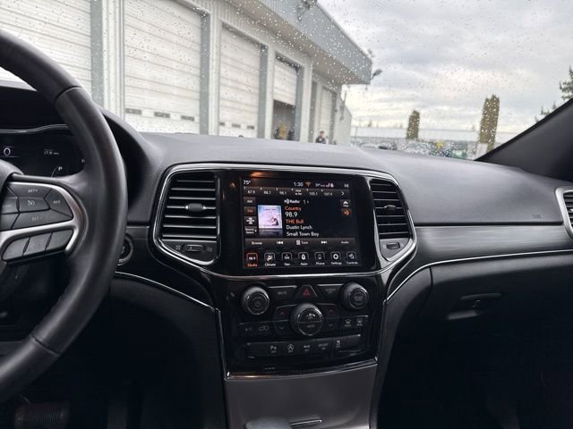 Used 2021 Jeep Grand Cherokee Limited w/ Trailer Tow Group IV image 22