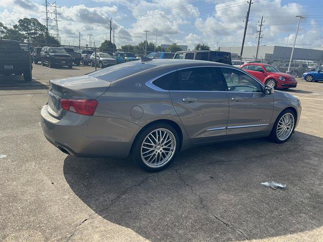 Used 2017 Chevrolet Impala Premier w/ Enhanced Convenience Package FWD image 3