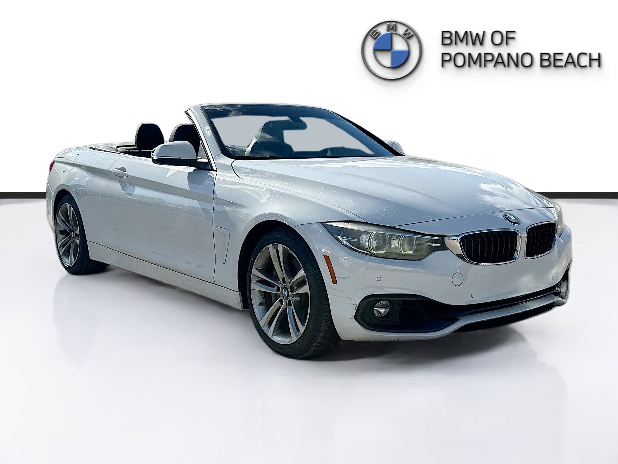 Used 2019 BMW 440i Convertible image 1