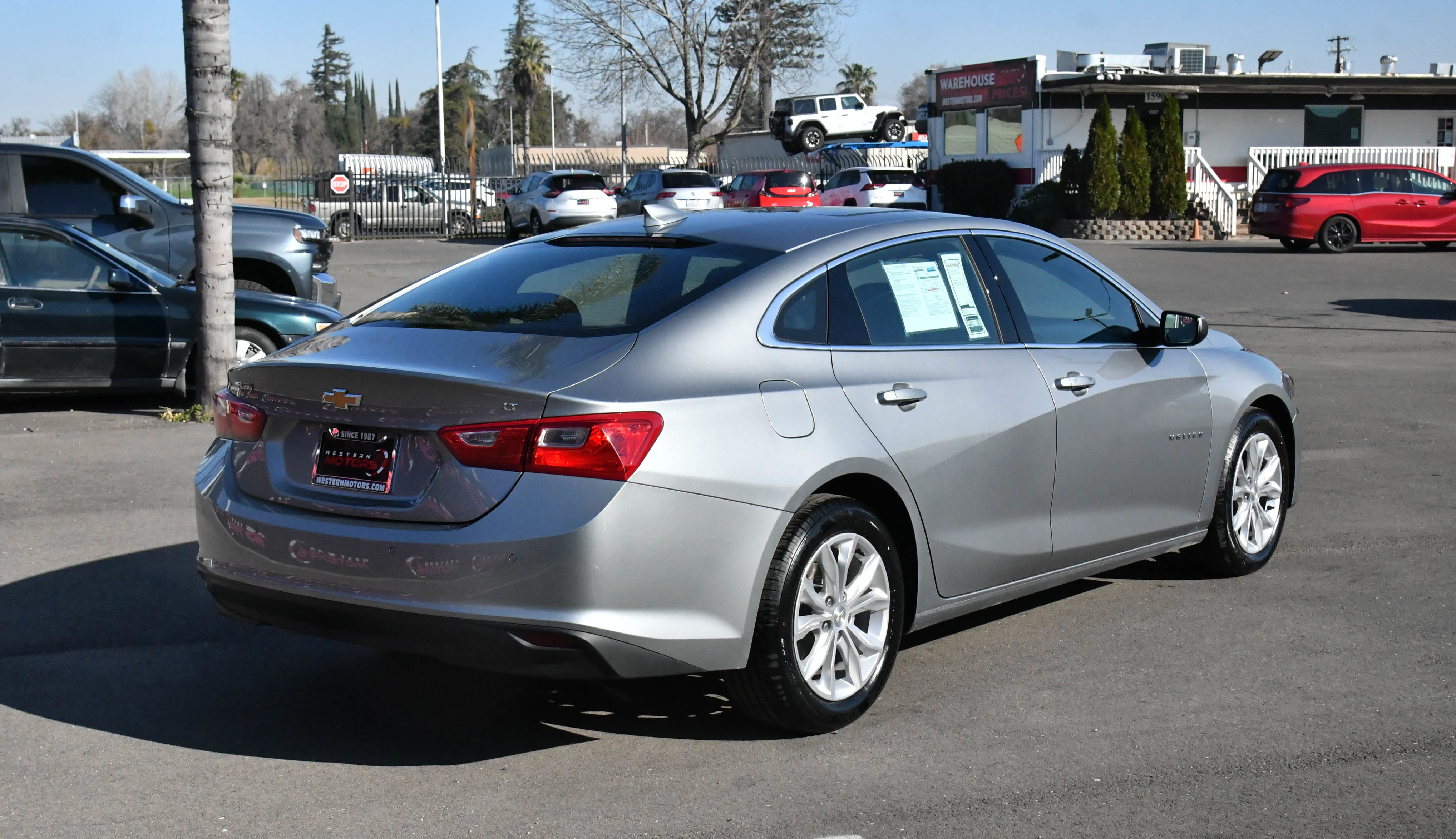 Used 2024 Chevrolet Malibu LT image 8