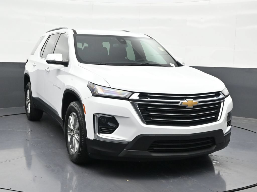 Used 2023 Chevrolet Traverse LT FWD image 8