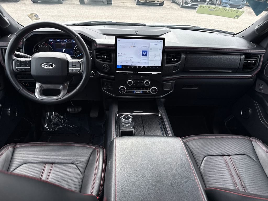 Used 2023 Ford Expedition Limited image 6